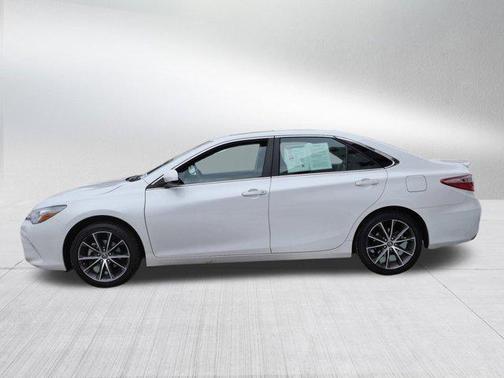 2017 Toyota Camry XSE
