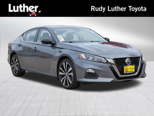 2020 Nissan Altima SR Intelligent AWD