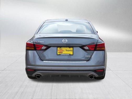 2020 Nissan Altima SR Intelligent AWD