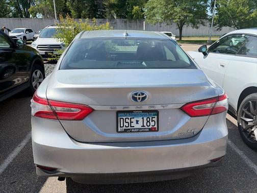 Celestial Silver Metallic 2019 Toyota Camry LE