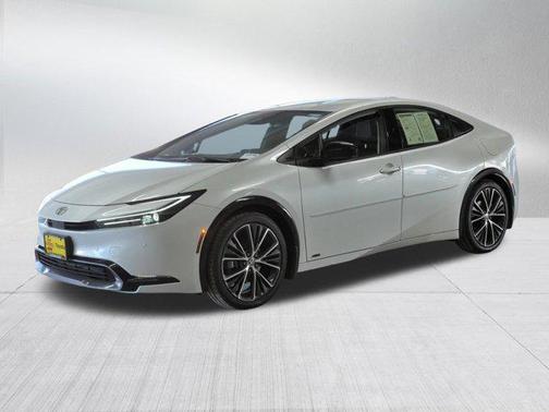 2024 Toyota Prius XLE