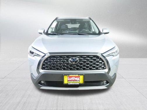 2022 Toyota Corolla Cross XLE