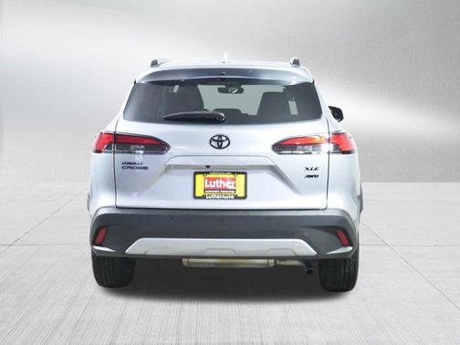 2022 Toyota Corolla Cross XLE