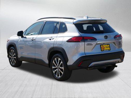2022 Toyota Corolla Cross XLE