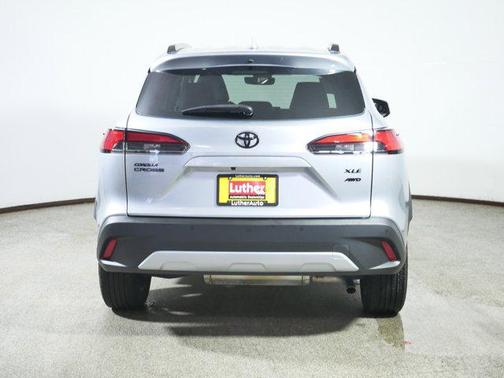 2022 Toyota Corolla Cross XLE