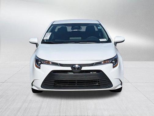 Ice Cap 2024 Toyota Corolla LE