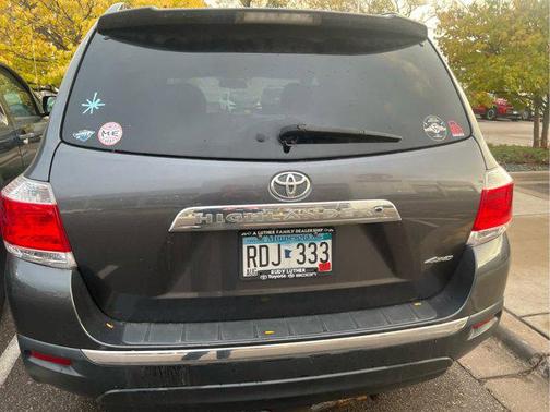 2012 Toyota Highlander SE