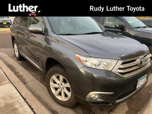 2012 Toyota Highlander SE