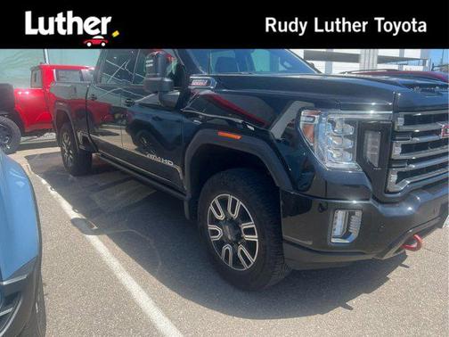 Ebony Twilight Metallic 2022 GMC Sierra 2500 AT4