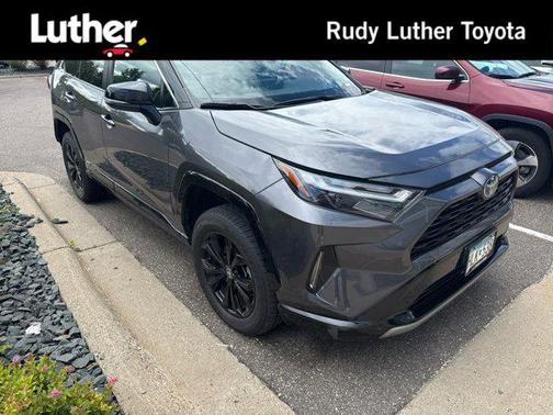 2022 Toyota RAV4 Hybrid SE