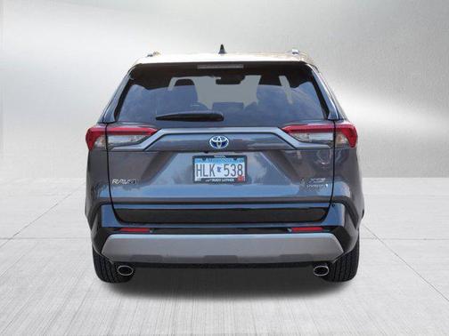 2022 Toyota RAV4 Hybrid SE