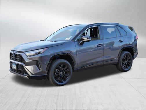 2022 Toyota RAV4 Hybrid SE