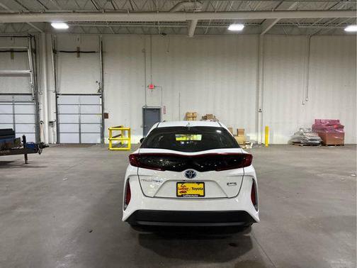 2022 Toyota Prius Prime LE