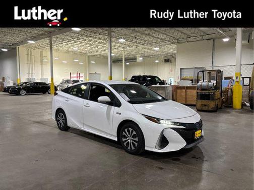 2022 Toyota Prius Prime LE