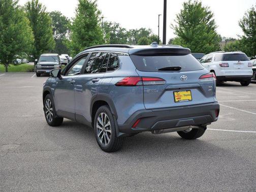 2024 Toyota Corolla Cross XLE