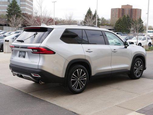 2024 Toyota Grand Highlander Hybrid Limited MAX