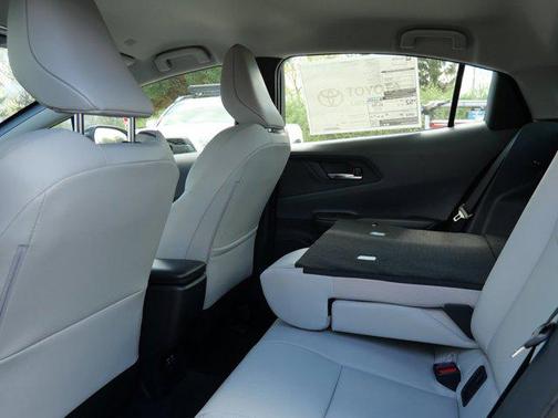 Wind Chill Pearl 2026 Toyota Prius XLE