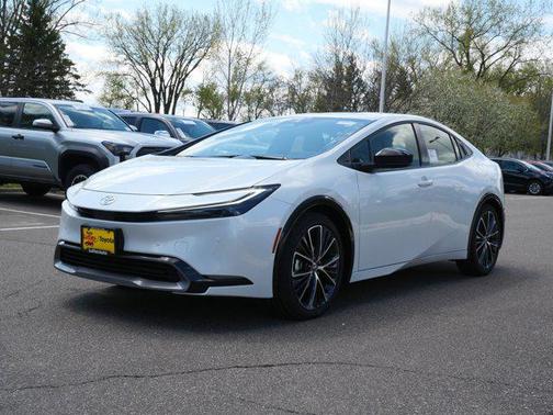 Wind Chill Pearl 2026 Toyota Prius XLE