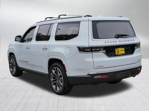 Bright White Clearcoat 2022 Jeep Grand Wagoneer Series III 4x4