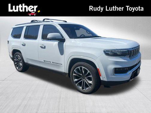 Bright White Clearcoat 2022 Jeep Grand Wagoneer Series III 4x4
