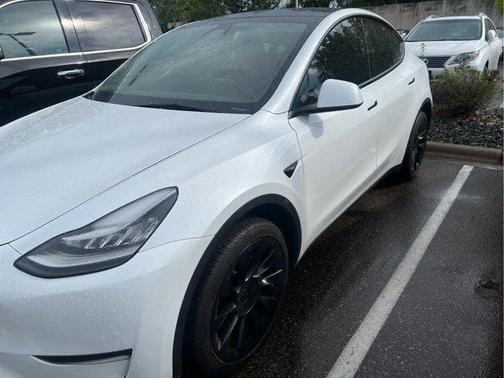 2023 Tesla Model Y Long Range Dual Motor All-Wheel Drive