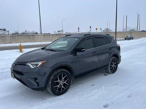 2017 Toyota RAV4 SE