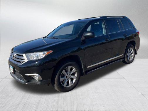 2013 Toyota Highlander SE