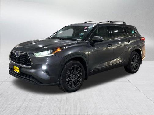 2022 Toyota Highlander Hybrid Limited