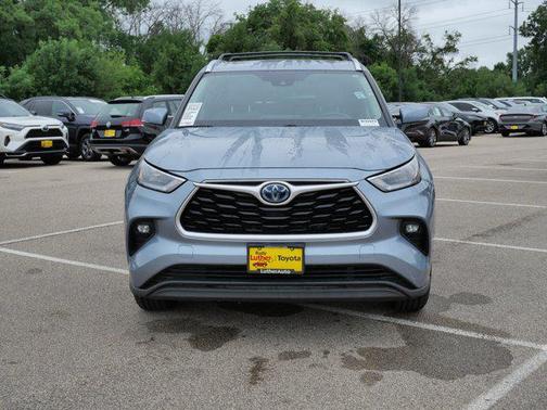 2020 Toyota Highlander Hybrid XLE