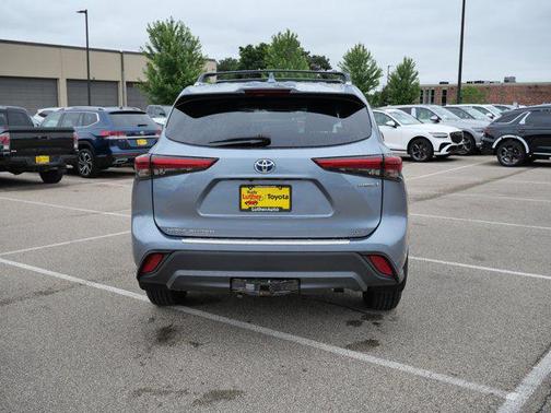 2020 Toyota Highlander Hybrid XLE