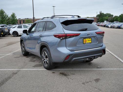 2020 Toyota Highlander Hybrid XLE