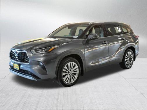 2024 Toyota Highlander Platinum