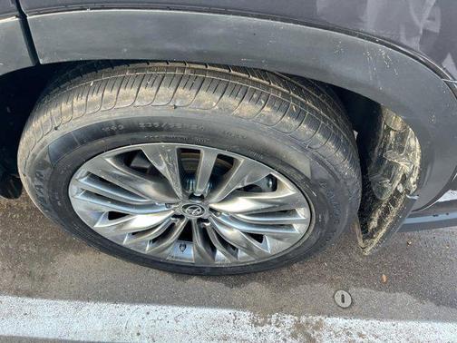 2024 Toyota Highlander Platinum