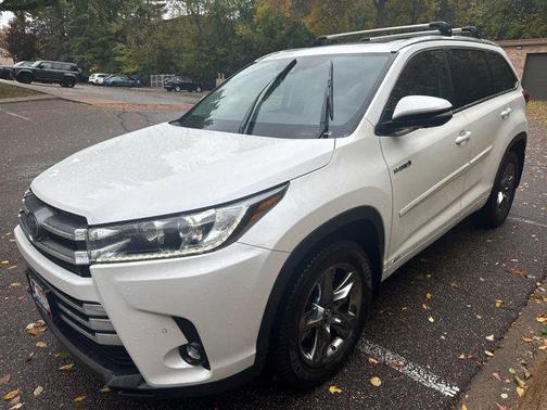 2019 Toyota Highlander Hybrid Platinum
