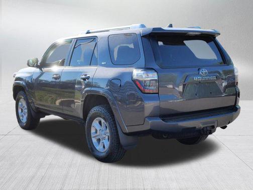 Magnetic Gray Metallic 2018 Toyota 4Runner SR5