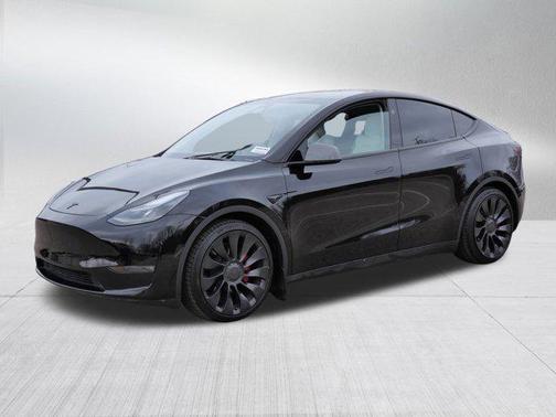 2024 Tesla Model Y Performance Dual Motor All-Wheel Drive