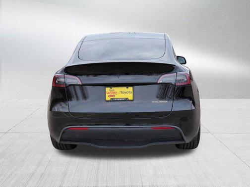 2024 Tesla Model Y Performance Dual Motor All-Wheel Drive