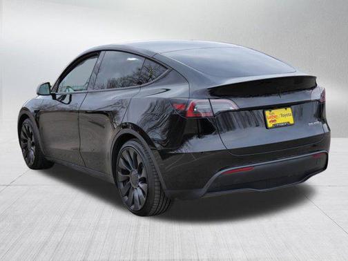 2024 Tesla Model Y Performance Dual Motor All-Wheel Drive