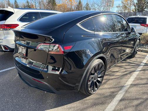 2024 Tesla Model Y Performance Dual Motor All-Wheel Drive