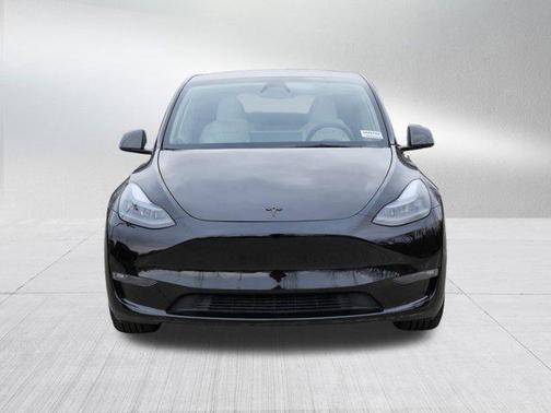 2024 Tesla Model Y Performance Dual Motor All-Wheel Drive