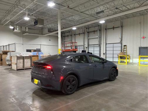 2025 Toyota Prius LE