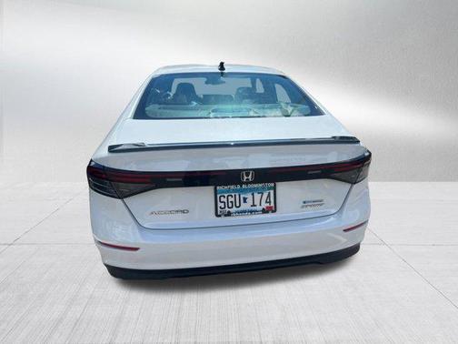 2024 Honda Accord Hybrid Base