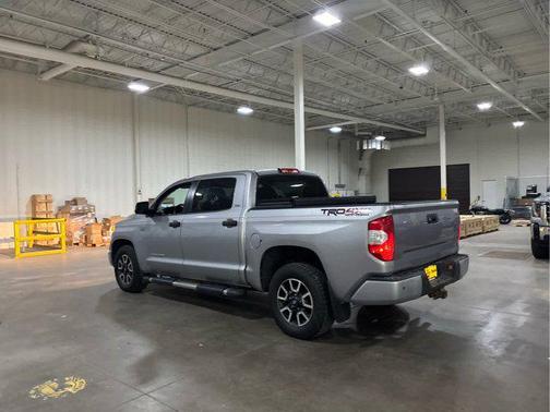 2016 Toyota Tundra SR5