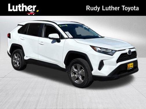 2023 Toyota RAV4 Hybrid XLE