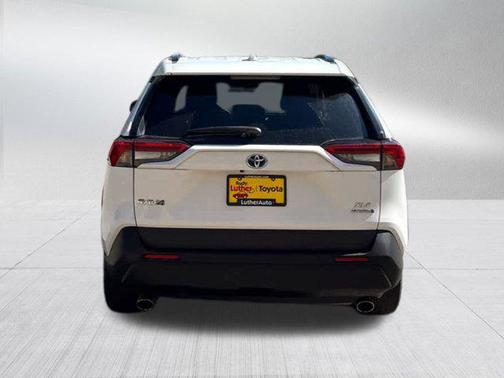 2023 Toyota RAV4 Hybrid XLE