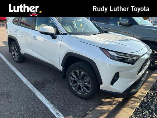 2022 Toyota RAV4 Hybrid XLE Premium