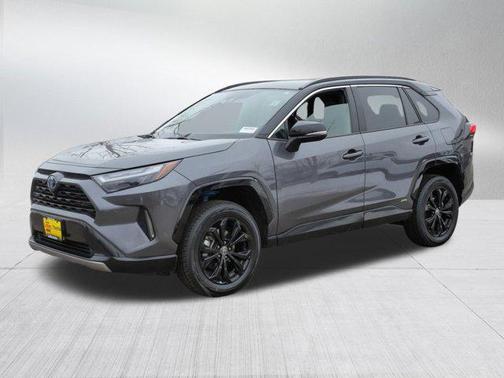 2022 Toyota RAV4 Hybrid SE