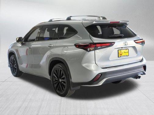 2025 Toyota Highlander XSE