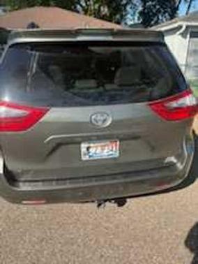 2020 Toyota Sienna XLE