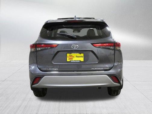 2020 Toyota Highlander Platinum